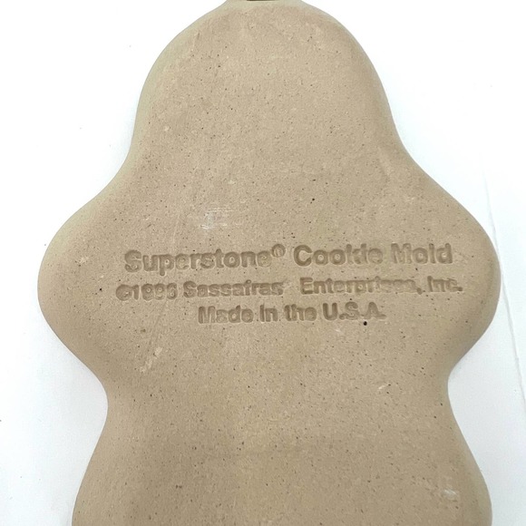 Sassafras Superstone Christmas Bear Gingerbread Cookie Mold And Recipe Booklet - Picture 4 of 6